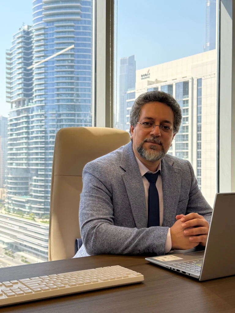 محمود واعظی
